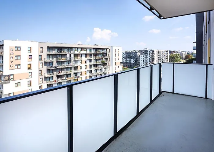 Wola Comfort Apartament Near Progresja
