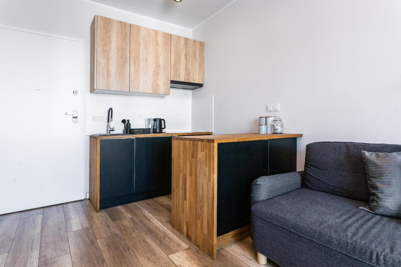 Wola Comfort Near Progresja Апартаменти